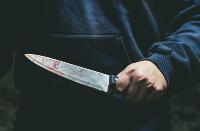Starší muž pobodal nožom v mníchovskom obchodnom dome chlapca, zasahovali desiatky policajtov