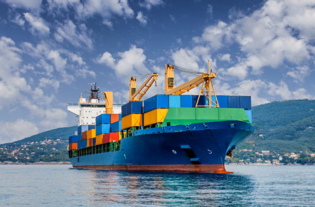 Ukrajina stráca každý deň 170 miliónov dolárov pre zablokovanú námornú dopravu, jej export sa znížil o viac než polovicu