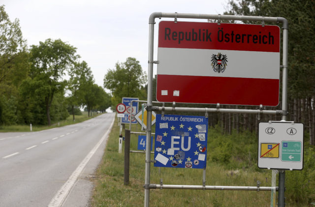 Rakúsko ruší kontroly na vybraných hraničných priechodoch, týka sa to aj Slovenska