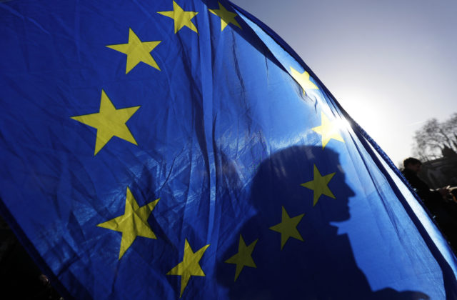 Európska únia má obavy o národnú bezpečnosť, začína boj proti rizikovým zahraničným akvizíciám