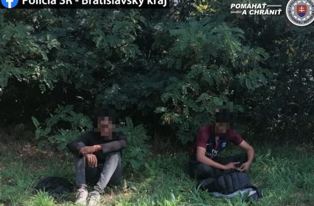 Hranice Slovenska nelegálne prekročilo 12 cudzincov, úradné vyhostenie neobišlo žiadneho z nich