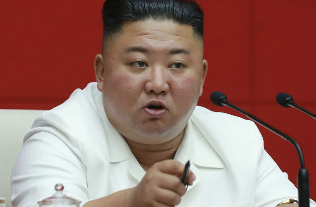 Severná Kórea odpálila balistickú strelu, zrejme reagovala na cvičenia USA s Juhokórejčanmi