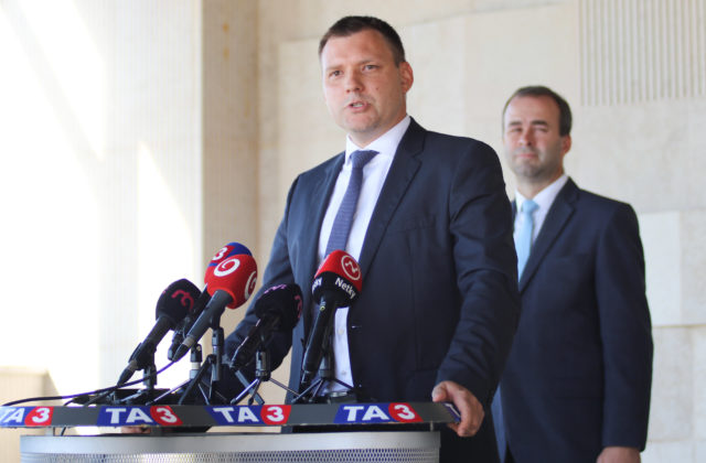 Poslanec Taraba verejne podporil Orbána a maďarský zákon boja proti pedofílii