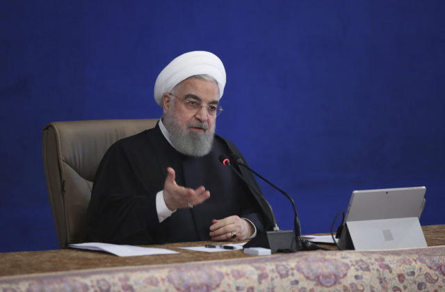 Iránsky prezident chce návrat k jadrovej dohode, odmietol vládny návrh zastavujúci inšpekcie OSN