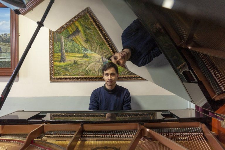 Afgánskemu chlapcovi zmenil život film Pianista