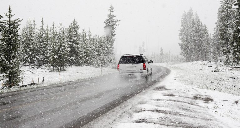 Zvládnite zimu so svojim autom bez akejkoľvek ujmy