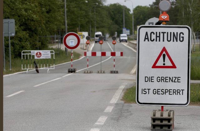 Rakúsko zavedie kontroly na hraniciach so Slovenskom
