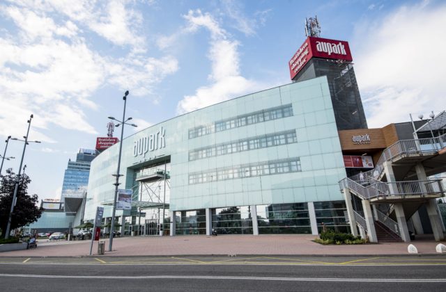 Bratislavský Aupark získal na refinancovanie dlhu úver vo výške 229,5 mil. eur