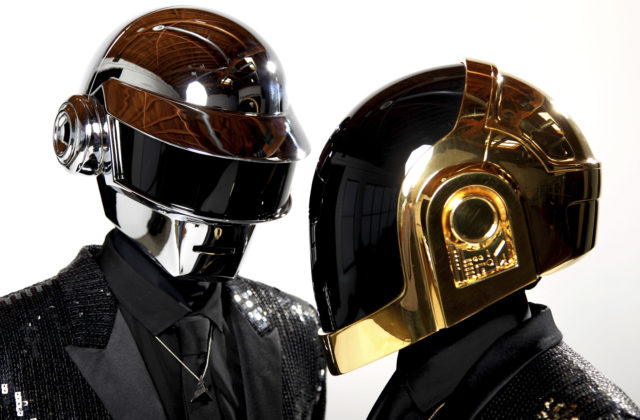 Duo Daft Punk ohlásilo koniec, s fanúšikmi sa rozlúčilo vo videu