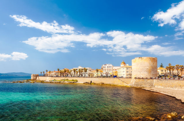 Taliansky ostrov Sardínia je už bielou zónou. Otvoria tam kiná, reštaurácie či telocvične