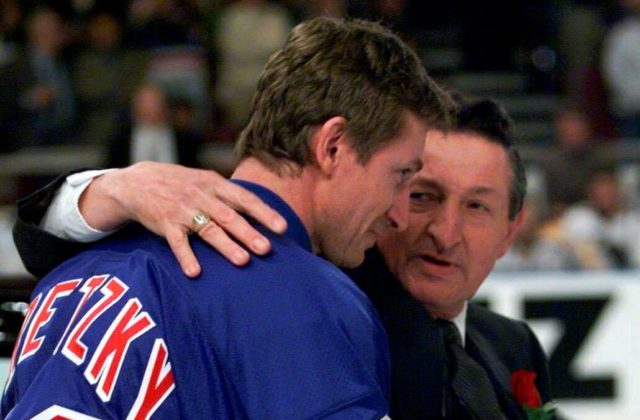 Walter Gretzky urobil svojmu synovi pri dome klzisko, aby sa z neho neskôr stal „The Great One“