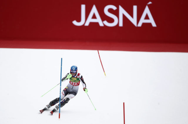 Skvelá Petra Vlhová je líderkou 1. kola slalomu, v Jasnej predviedla bezchybnú jazdu (video)