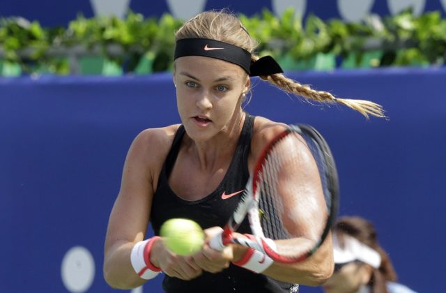 Schmiedlová dohrala na turnaji WTA v Mexiku, vo štvrťfinále nestačila na Češku Bouzkovú