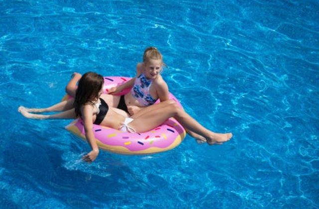 Čo vás v lete zachráni? Bazén vo vašej záhrade!