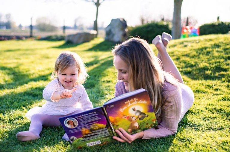 Pred rokom neznáma mama, dnes autorka bestselleru o detskom sebavedomí