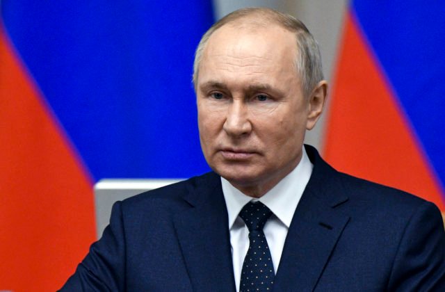 Putin prijal pozvánku na samit G20, indonézsky prezident ho požiadal o okamžité ukončenie vojny