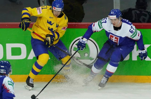 Rusko môže na MS v hokeji 2021 pomôcť Slovensku, ale Švédi špekulujú o „dohodnutej postupovej remíze“ s Českom