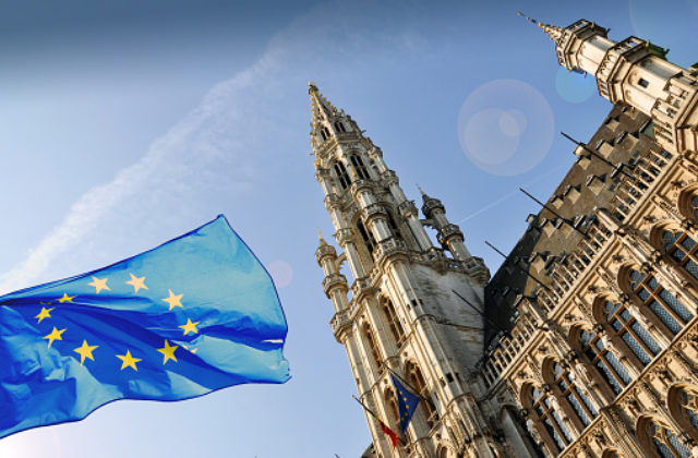 Brusel odklepol členským štátom predĺženie výnimky z rozpočtových pravidiel aj v budúcom roku
