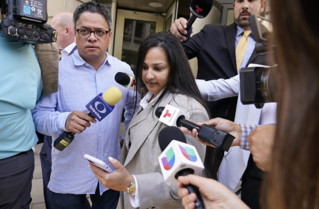 Manželka mexického narkobaróna El Chapa priznala vinu na federálnych zločinoch