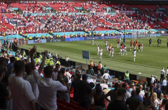 Finále ME vo futbale nemusí byť vo Wembley, UEFA stále čaká na výnimku od britskej vlády
