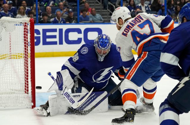 Černákova Tampa uštedrila výprask Islanders 8:0, Vasilevskij vychytal štvrtý shutout v kariére (video)