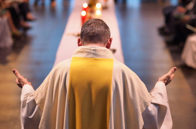 Vatikán nemožno v prípade sexuálneho zneužívania kňazmi žalovať, štát chráni imunita