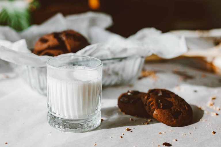 Mlieko: Výhody konzumácie a história mliekarstva na Slovensku