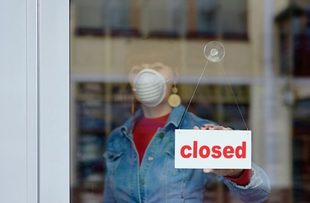 Gap prehodnotil podnikanie v Európe, zatvorí niektoré kamenné obchody