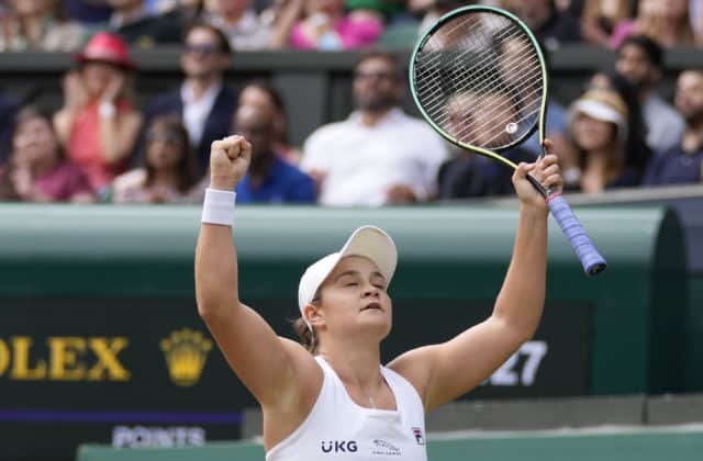 Bartyová si proti Kerberovej vybojovala prvé finále vo Wimbledone, je o čosi bližšie k splneniu si sna (video)
