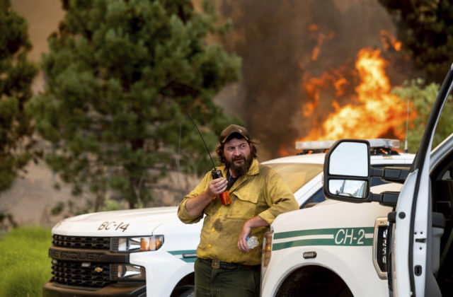Na juhozápade USA namerali rekordných 53 stupňov, oblasť sužujú rozsiahle lesné požiare (foto)