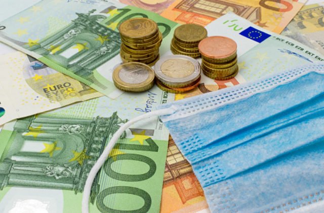Slovensko dostalo od Európskej únie prvú časť peňazí, protikrízový balík pomôže viacerým projektom