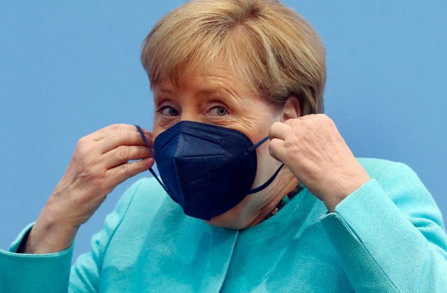 V Nemecku znepokojujúco pribúdajú nové prípady koronavírusu, situácia znepokojuje aj Merkelovú