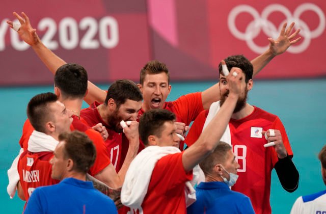 Ruskí volejbalisti nečakali postup do finále na olympiáde v Tokiu, hovoria o zázraku v treťom sete