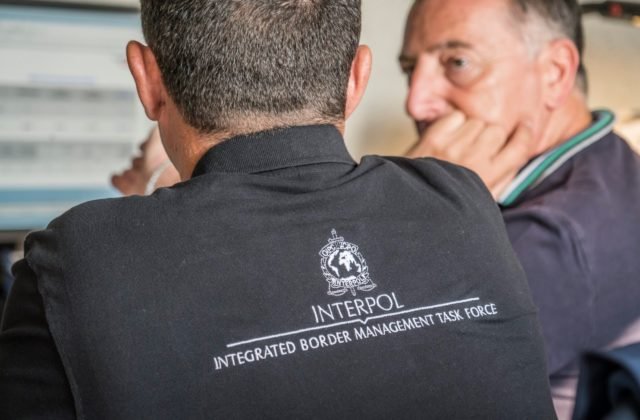 Interpol eviduje v databáze nezvestných desiatky Slovákov, medzi nimi sú deti aj novinár