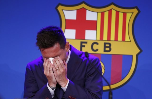 Nie som pripravený opustiť FC Barcelona, povedal Messi so slzami v očiach (video)