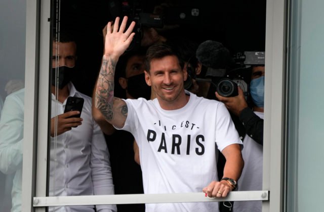 Messi odletel súkromným lietadlom do Paríža, s PSG podpíše zmluvu na dva roky