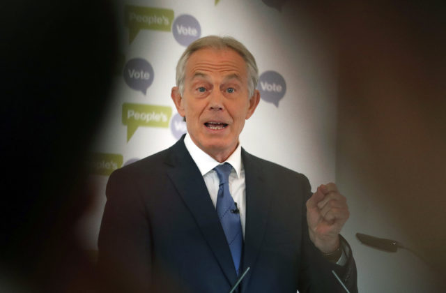 Rozhodnutie USA opustiť Afganistan podporuje aktivitu svetových džihádistov, myslí si Blair