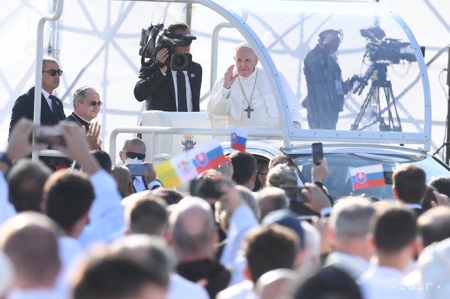 Reportáž z návštevy pápeža alebo ako sme strávili noc pod holým nebom v Šaštíne