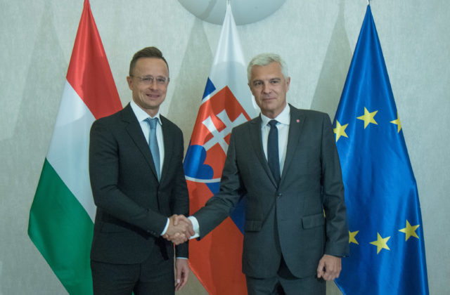 Europoslanci sa zastali názoru Korčoka, Slovensko a Maďarsko by sa mali navzájom informovať o aktivitách na svojom území