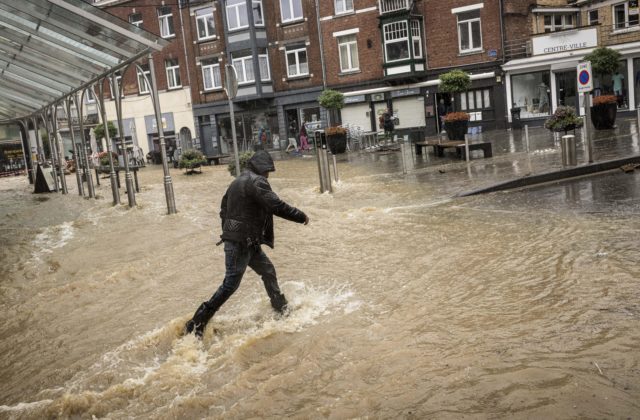 Anglicko môže v budúcnosti častejšie trápiť počasie, krajine hrozia katastrofálne povodne