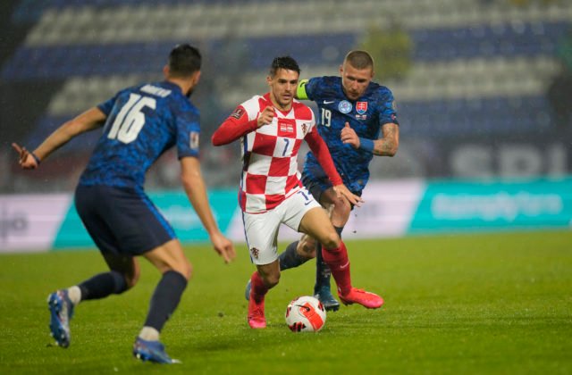 Slovensko si v rebríčku FIFA pohoršilo o dve priečky, v najlepšej desiatke prišlo k menším zmenám