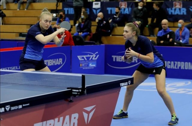 Kukuľková s Labošovou majú na ME v stolnom tenise do 21 rokov už istotu deblového bronzu