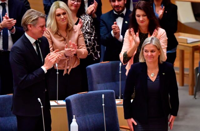 Švédsky parlament druhý raz v priebehu týždňa zvolili do funkcie premiérky Anderssonovú