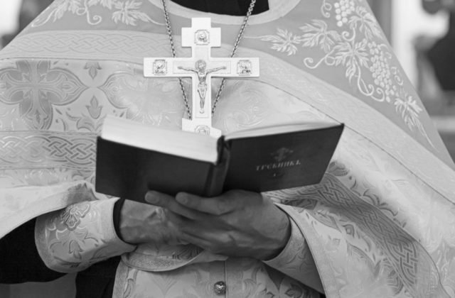 Zosnulý taliansky arcibiskup sa koronavírusom nenakazil na Slovensku, pápeža počas návštevy nesprevádzal