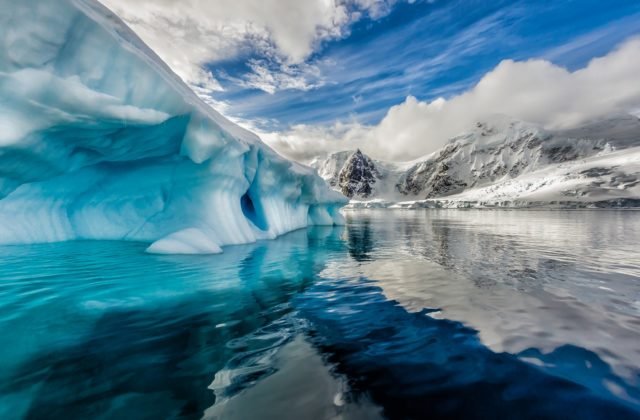 Ľadovec Thwaites v Antarktíde smeruje k dramatickej zmene, vedci skúmajú rýchlosť jeho topenia