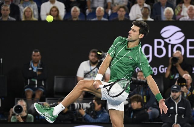 Novak Djokovič sa odhlásil z ATP Cupu v Sydney, štart na Australian Open je otázny