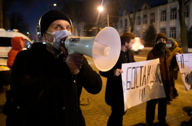 Protesty v Kazachstane si vyžiadali viac ako 150 mŕtvych, medzi obeťami sú aj tri deti