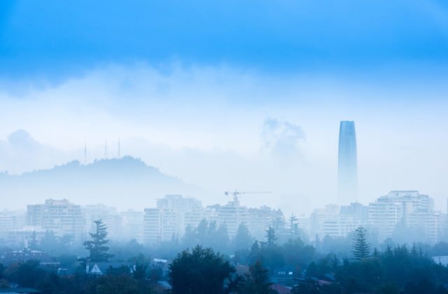 Meteorológovia upozorňujú na smogovovú situáciu v Jelšave a okolí, trvá do odvolania