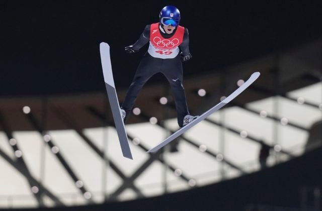 Rjoju Kobajaši vybojoval v skokoch na lyžiach na strednom mostíku olympijské zlato pre Japonsko po 50 rokoch
