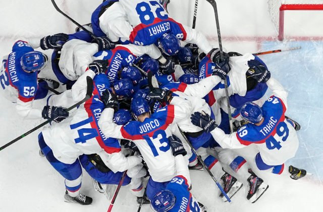 Hokej na ZOH v Pekingu 2022: Slovensko spoznalo súpera pre semifinále, rozhodol o ňom zápas Fínsko – Švajčiarsko